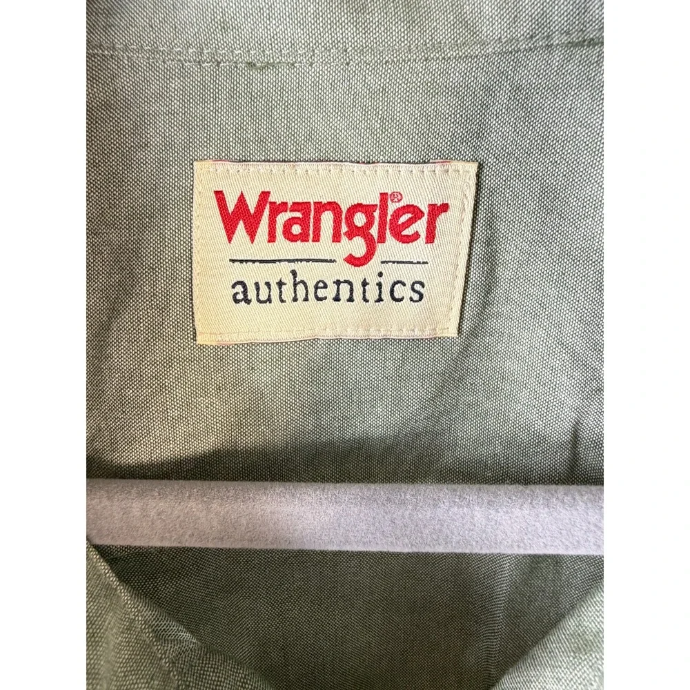 Wrangler Authentics Men's Short Sleeve Twill Button-Up Shirt XL Sage Green
